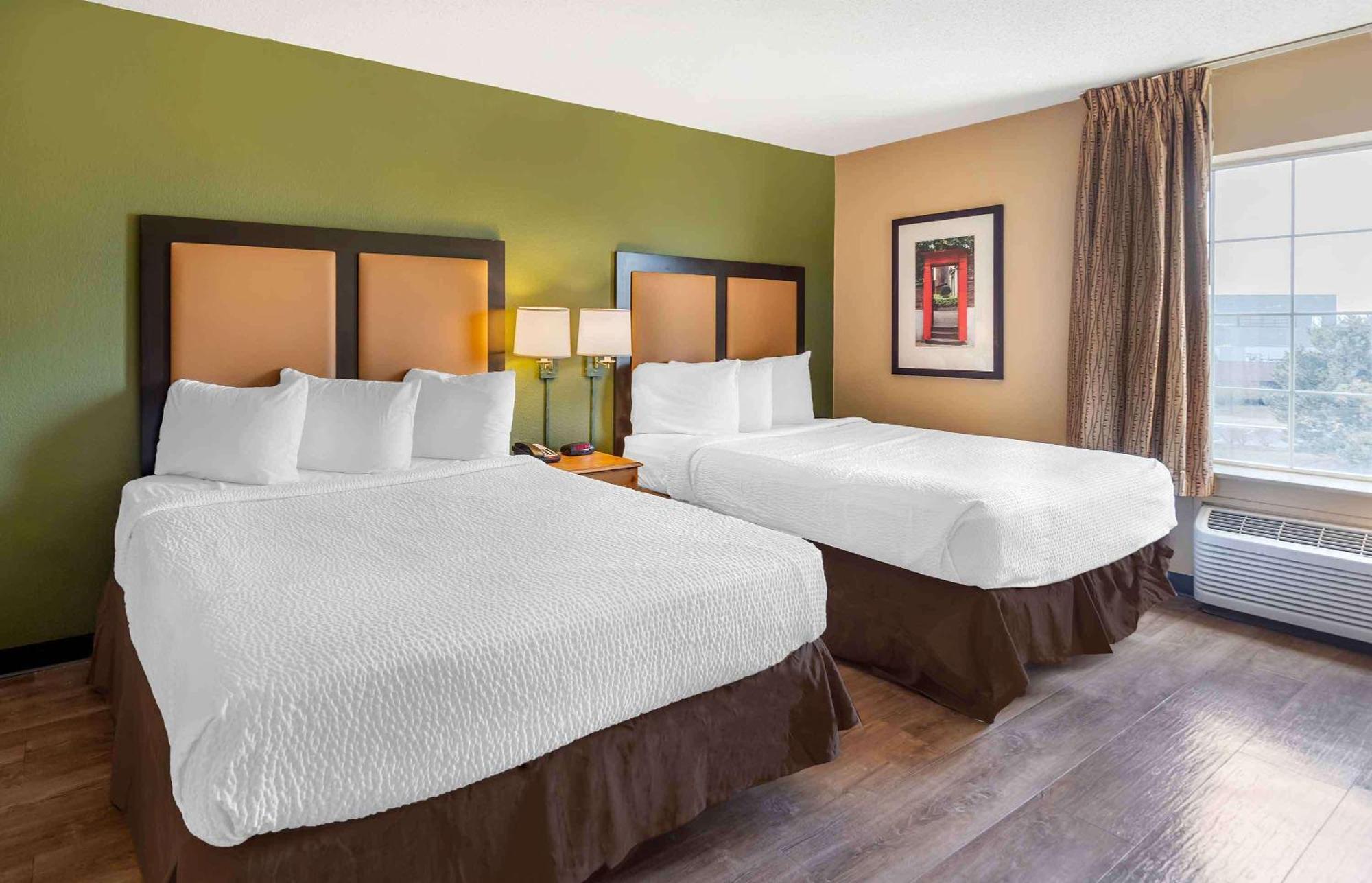 Extended Stay America Select Suites - Chicago - Westmont - Oak Brook Exterior photo
